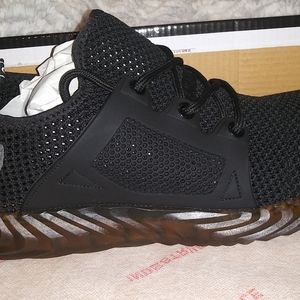 Sz 9.5 Indestructible Ryder Men's Shoe